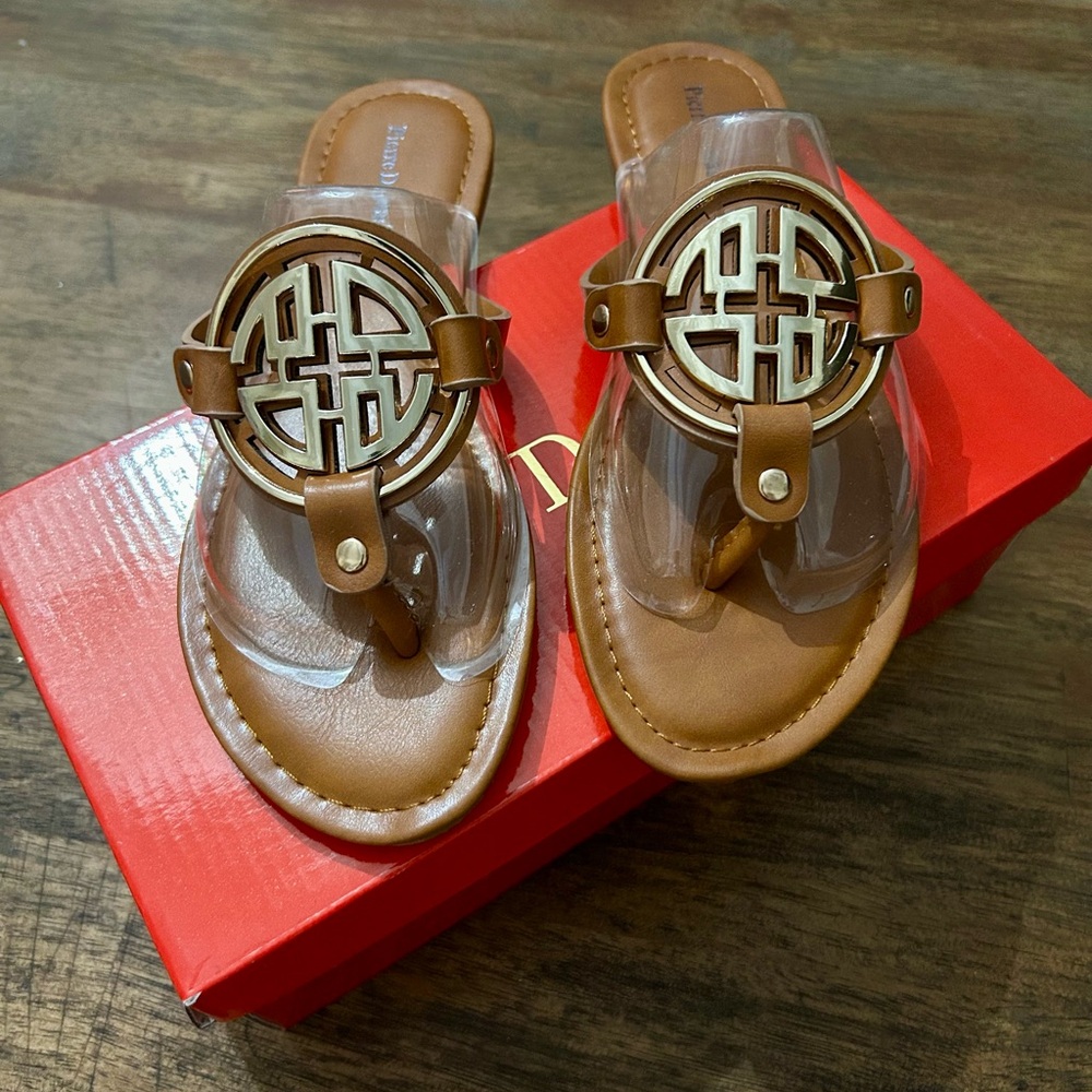 Pierre Dumas Brown Sandals with Gold Detail